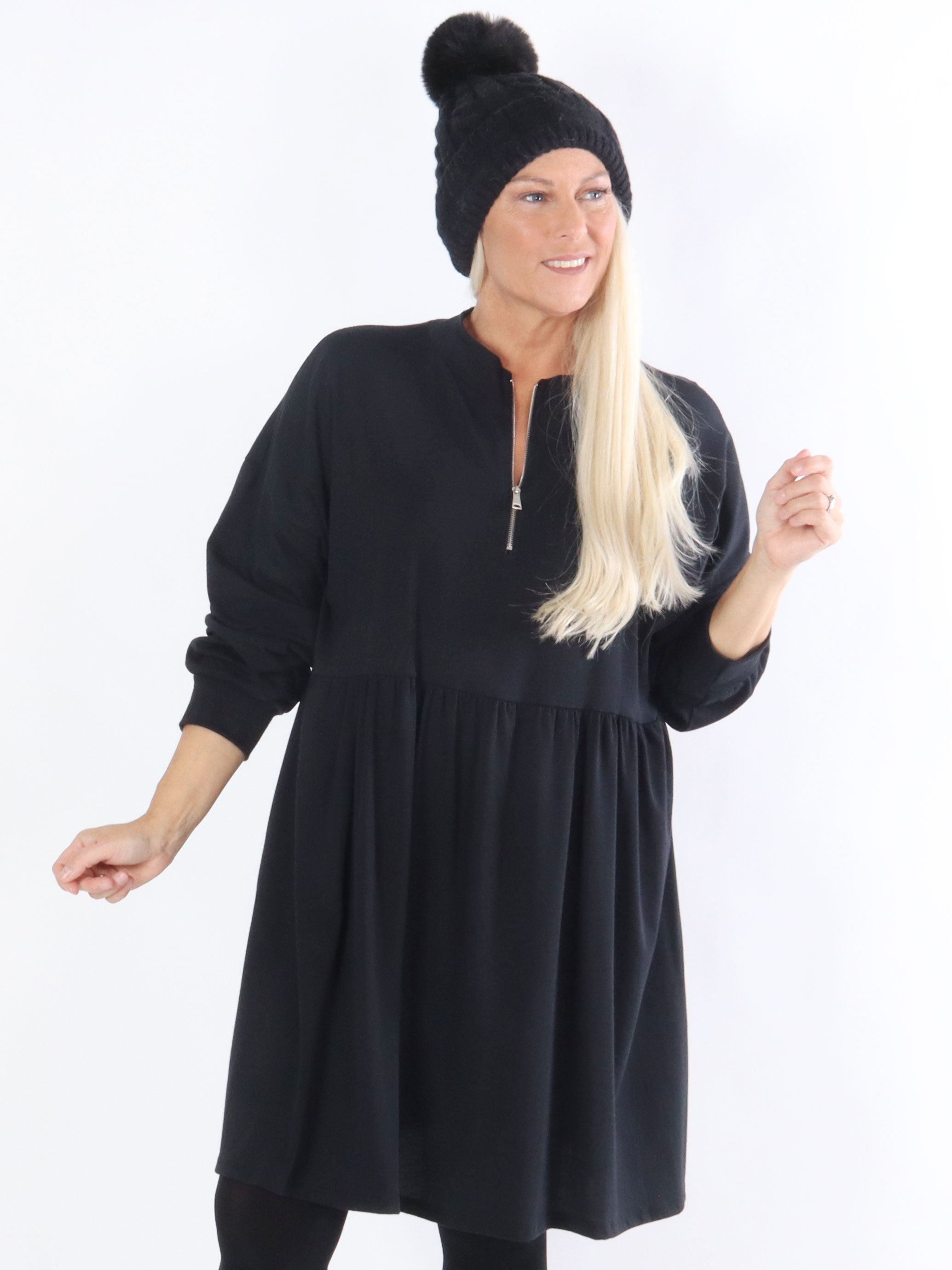 Saga - Armygrøn langærmet bluse med lynlås ved brystet